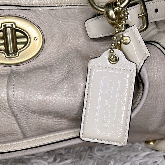 COACH Authentic 16298 - Picture 9 of 17